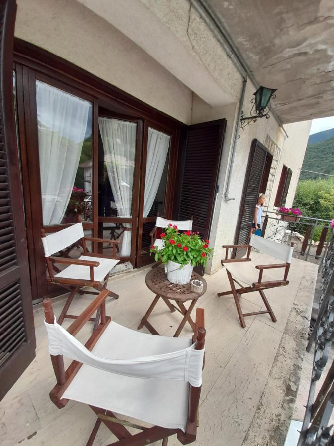 Casa Vacanze Daniela Villetta Barrea Exterior photo